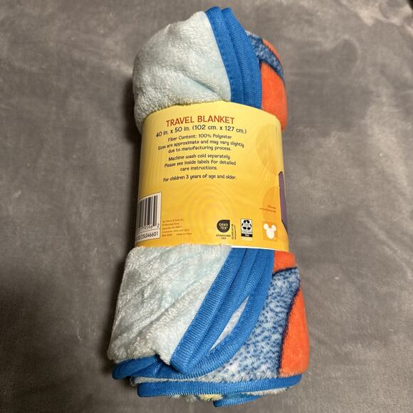 🔥Disney Stitch Vacay Mode 40 x 50 Inch Silk Touch Throw Blanket BNWT🔥 - Picture 3 of 3